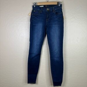 KUT from the Kloth MIA Mid Rise Skinny Jeans